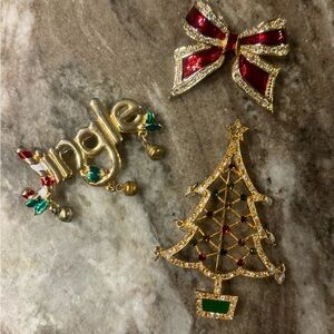 Festive Christmas Brooch Set